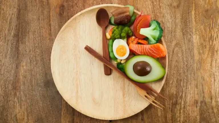 Intermittent Fasting Explained: Benefits and How To Do It Safely