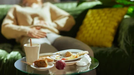 Is Feeling Sleepy After Eating a Sign of Diabetes? Causes and Warning Signs