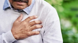 Can Alcohol Cause Chest Pain? Causes, Symptoms, and When to Worry
