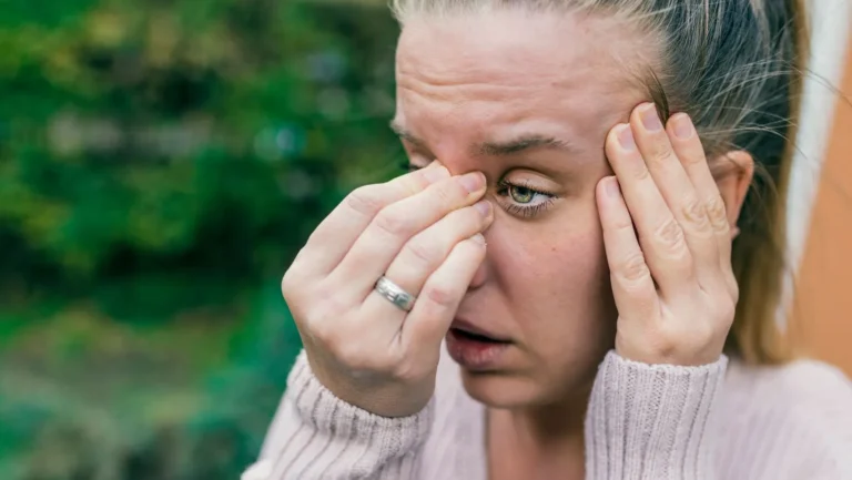 can allergies cause headaches​