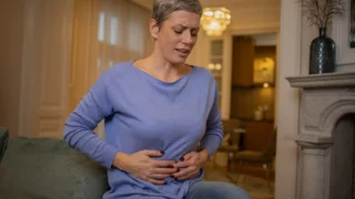 Why Does My Stomach Hurt After Eating? Causes, Symptoms & When To See A Doctor