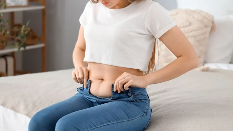 Weight Gain During Period Cycle: Causes, Bloating, and Hormonal Changes Explained