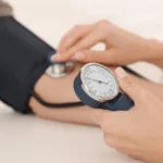 7-Second Trick to Lower Blood Pressure: Does It Work and How to Use It Safely?