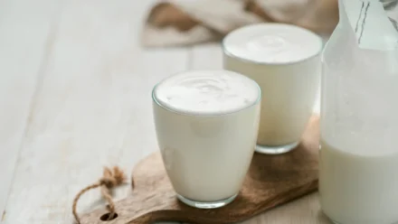Best Milk for Gut Health: Dairy and Non-Dairy Options for Better Digestion