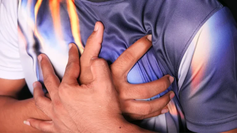 Heart Attack Symptoms in Women: Early Warning Signs You Should Never Ignore