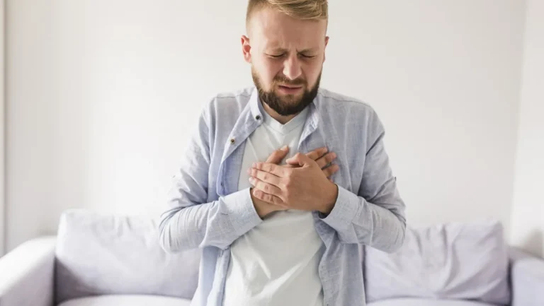 Gas Pain vs Heart Attack: Understanding the Differences in Chest Pain