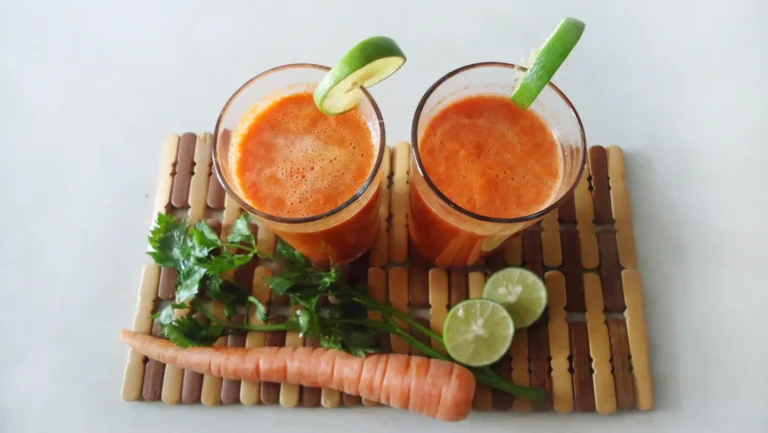 Benefits of Carrot Juice: Nutrition, Health Benefits, and the Best Way to Drink It