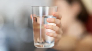 How Much Water Should You Drink on a GLP-1? Daily Amounts & Hydration Tips