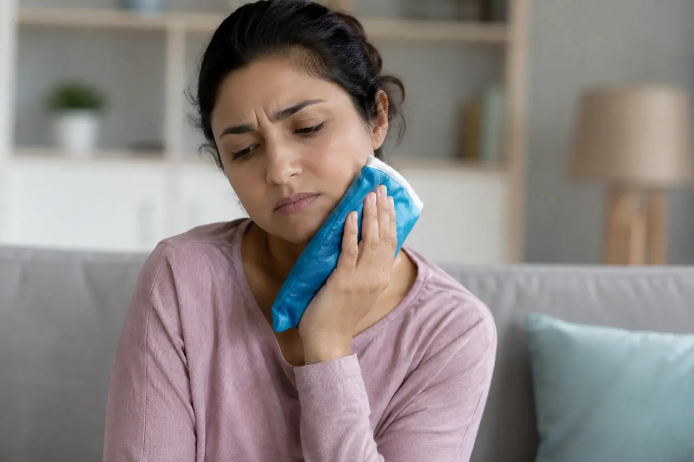 Home Remedies for a Tooth Abscess: 10 Ways to Relieve Pain